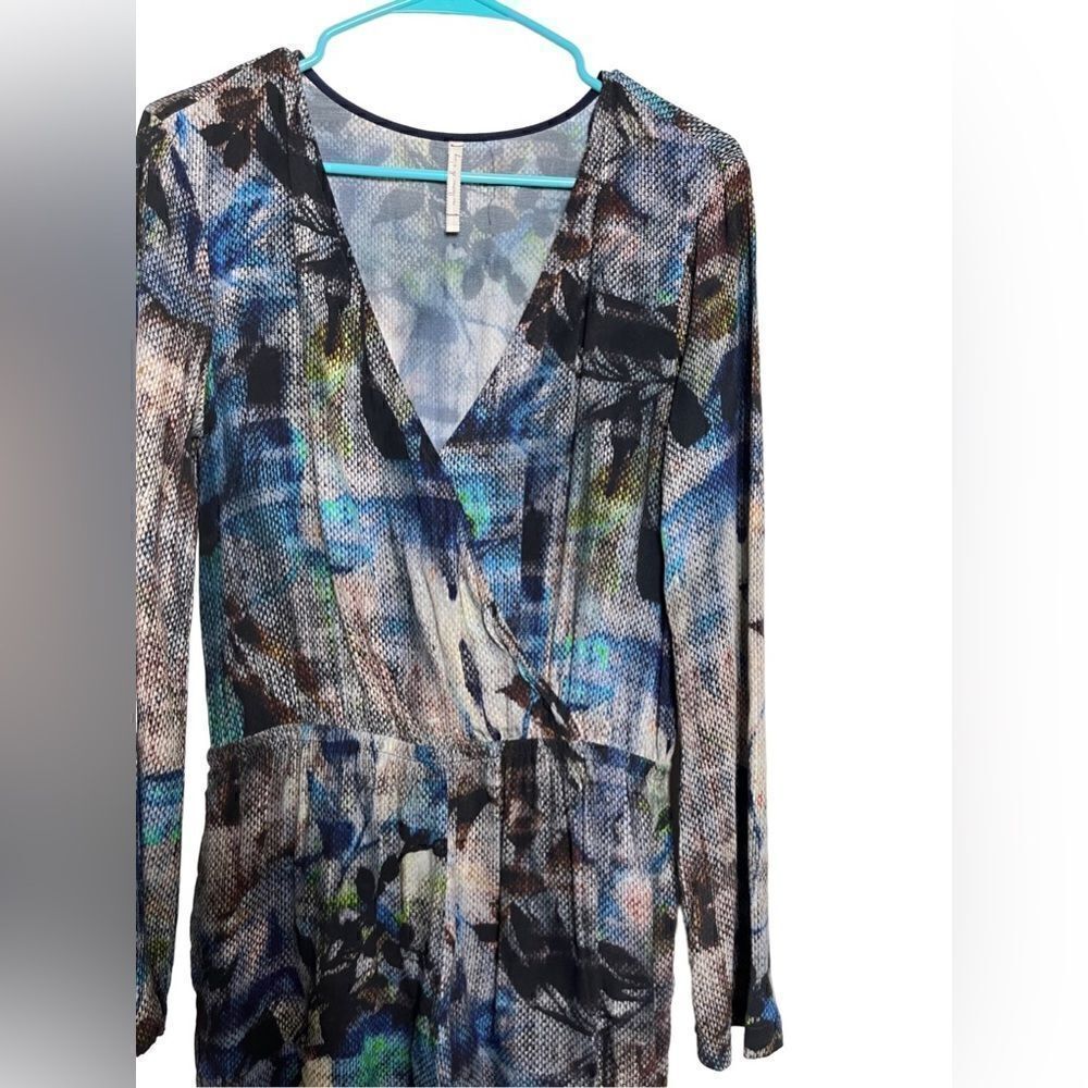 Willow & Clay Long Sleeve Plunging V Neck Romper Blue Size Medium - Picture 2 of 6